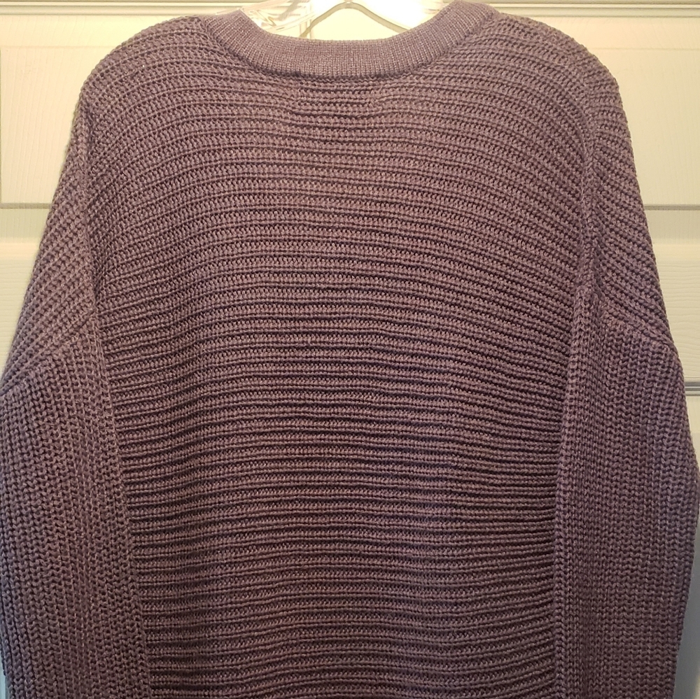 Sweater - Picture 2 of 5